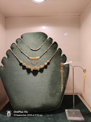 Gold Necklace Set o1